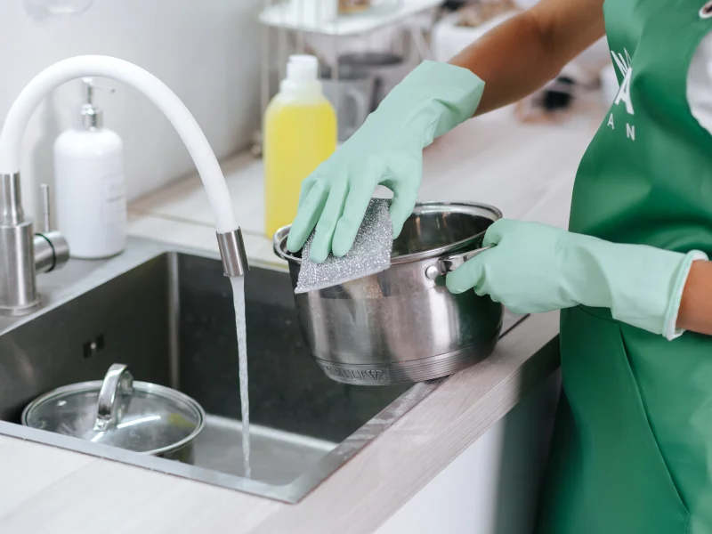 Химчистка мягкой мебели с выездом на дом в Подольске